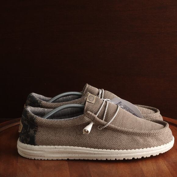 Hey Dude Loafers Men SZ 13 Brown Wally Stretch Poly Slip On Lightweight Shoe NWT - Picture 1 of 13